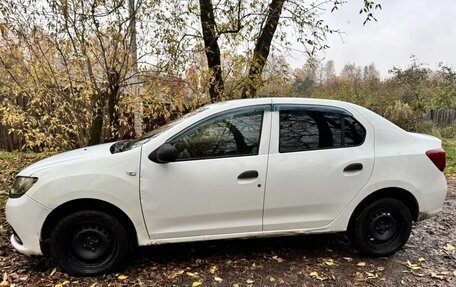Renault Logan II, 2016 год, 290 000 рублей, 2 фотография
