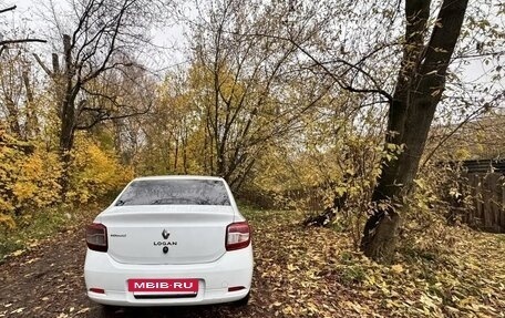 Renault Logan II, 2016 год, 290 000 рублей, 5 фотография