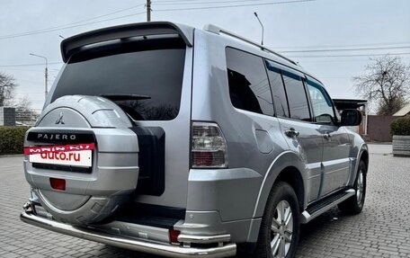 Mitsubishi Pajero IV, 2011 год, 2 000 000 рублей, 4 фотография