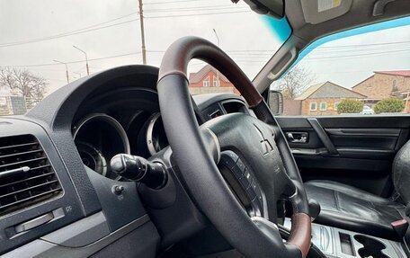 Mitsubishi Pajero IV, 2011 год, 2 000 000 рублей, 6 фотография