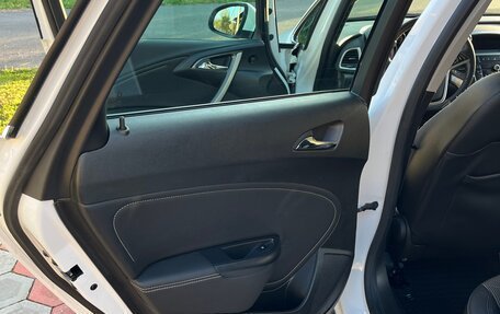 Opel Astra J, 2012 год, 950 000 рублей, 10 фотография