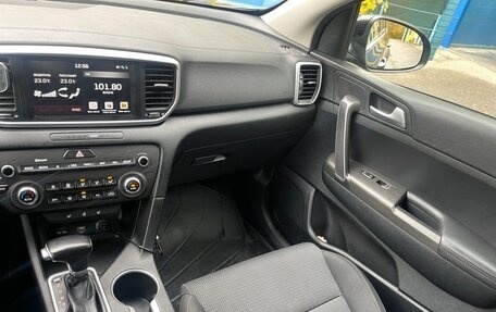 KIA Sportage IV рестайлинг, 2021 год, 2 350 000 рублей, 8 фотография