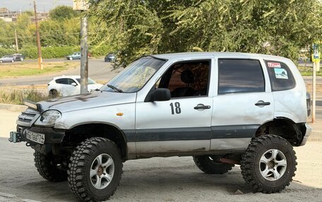 Chevrolet Niva I рестайлинг, 2003 год, 230 000 рублей, 2 фотография