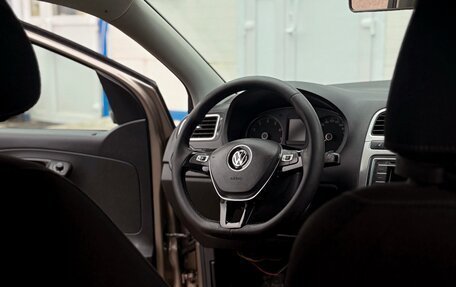 Volkswagen Polo VI (EU Market), 2017 год, 940 000 рублей, 15 фотография