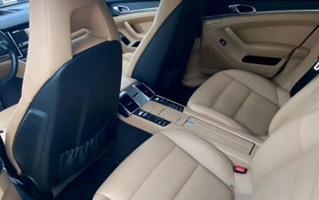 Porsche Panamera II рестайлинг, 2015 год, 3 400 000 рублей, 14 фотография