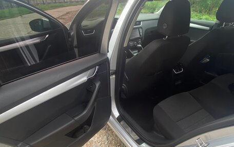 Skoda Octavia, 2014 год, 1 250 000 рублей, 17 фотография