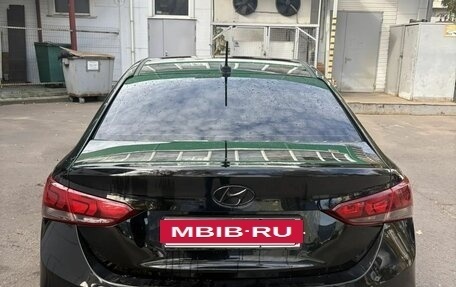 Hyundai Solaris II рестайлинг, 2018 год, 1 200 000 рублей, 2 фотография
