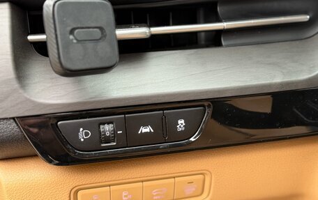 KIA Carnival, 2021 год, 3 990 000 рублей, 13 фотография