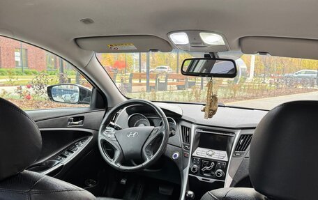 Hyundai Sonata VI, 2010 год, 1 180 000 рублей, 9 фотография