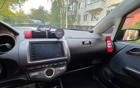 Honda Jazz I рестайлинг, 2006 год, 575 000 рублей, 15 фотография