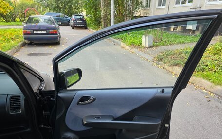 Honda Jazz I рестайлинг, 2006 год, 575 000 рублей, 28 фотография
