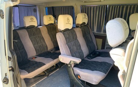 Volkswagen Caravelle T4, 2002 год, 930 000 рублей, 14 фотография