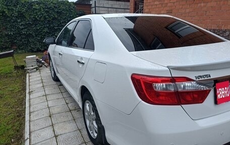 Toyota Camry, 2012 год, 1 800 000 рублей, 2 фотография