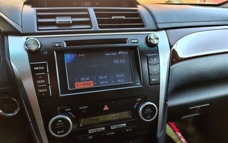 Toyota Camry, 2012 год, 1 800 000 рублей, 7 фотография