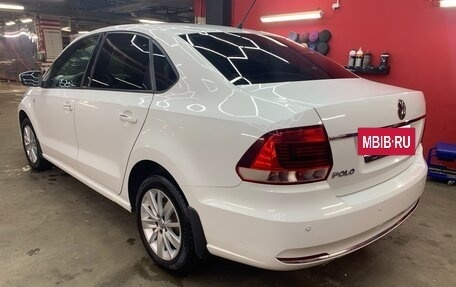 Volkswagen Polo VI (EU Market), 2015 год, 934 000 рублей, 4 фотография