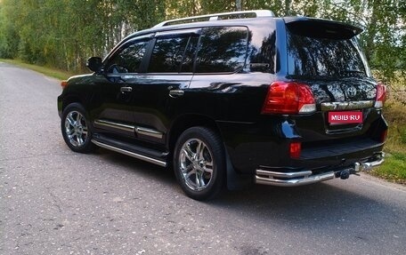 Toyota Land Cruiser 200, 2015 год, 6 000 000 рублей, 1 фотография