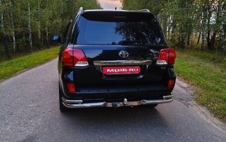 Toyota Land Cruiser 200, 2015 год, 6 000 000 рублей, 2 фотография