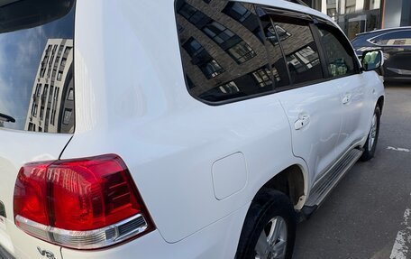 Toyota Land Cruiser 200, 2010 год, 2 790 000 рублей, 4 фотография