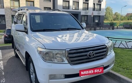 Toyota Land Cruiser 200, 2010 год, 2 790 000 рублей, 11 фотография