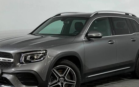 Mercedes-Benz GLB, 2022 год, 3 120 000 рублей, 1 фотография