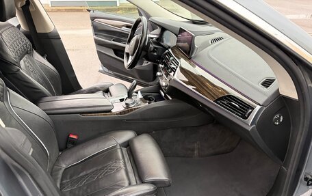 BMW 6 серия, 2018 год, 3 430 000 рублей, 13 фотография