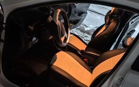 Hyundai Solaris II рестайлинг, 2016 год, 700 000 рублей, 17 фотография