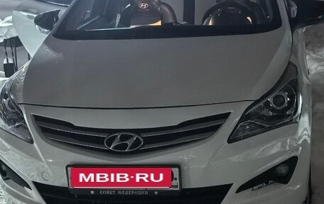 Hyundai Solaris II рестайлинг, 2016 год, 700 000 рублей, 16 фотография