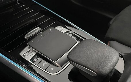 Mercedes-Benz GLB, 2022 год, 3 120 000 рублей, 10 фотография