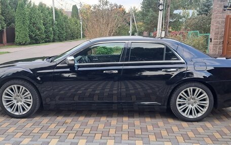 Chrysler 300C II, 2012 год, 1 300 000 рублей, 4 фотография