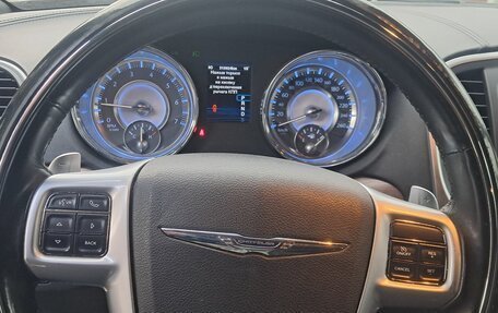 Chrysler 300C II, 2012 год, 1 300 000 рублей, 8 фотография