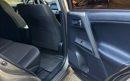 Toyota RAV4, 2015 год, 2 100 000 рублей, 8 фотография