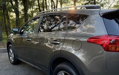 Toyota RAV4, 2015 год, 2 100 000 рублей, 3 фотография