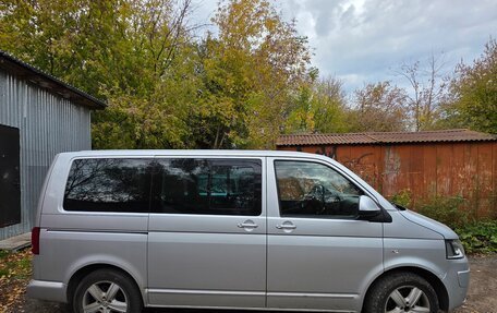 Volkswagen Multivan T5, 2014 год, 2 950 000 рублей, 2 фотография