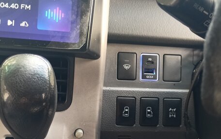 Toyota Noah III, 2010 год, 1 300 000 рублей, 8 фотография