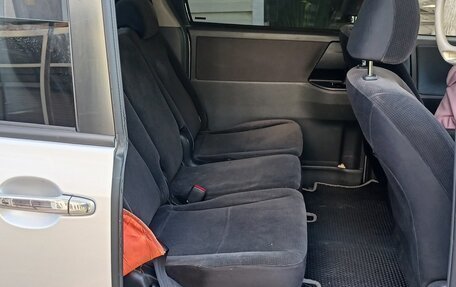 Toyota Noah III, 2010 год, 1 300 000 рублей, 5 фотография
