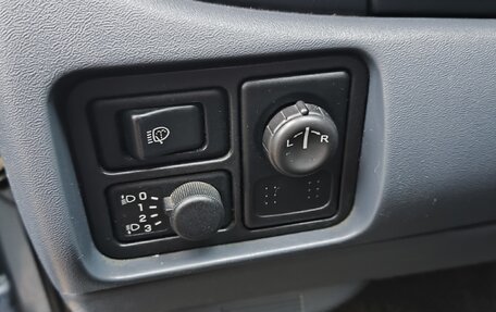 Nissan Almera, 2004 год, 350 000 рублей, 15 фотография