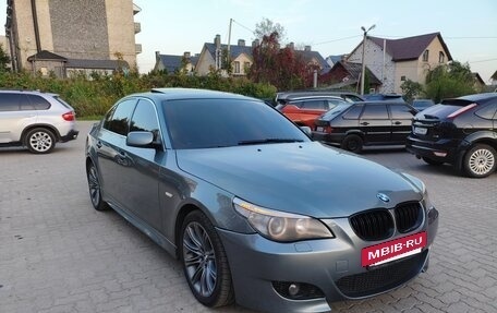 BMW 5 серия, 2004 год, 945 000 рублей, 8 фотография
