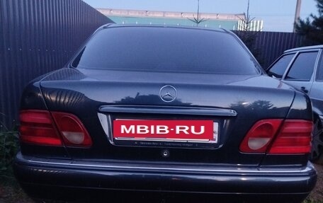 Mercedes-Benz E-Класс, 1997 год, 250 000 рублей, 8 фотография