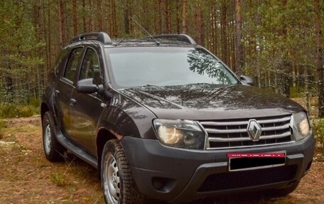 Renault Duster I рестайлинг, 2014 год, 730 000 рублей, 2 фотография