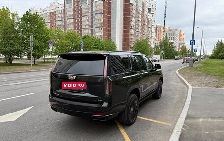 Cadillac Escalade V, 2023 год, 13 200 000 рублей, 19 фотография