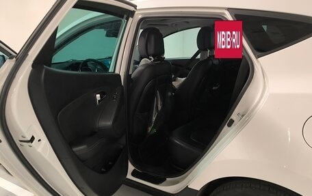 Hyundai ix35 I рестайлинг, 2011 год, 1 300 000 рублей, 10 фотография