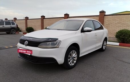Volkswagen Jetta VI, 2014 год, 500 000 рублей, 4 фотография