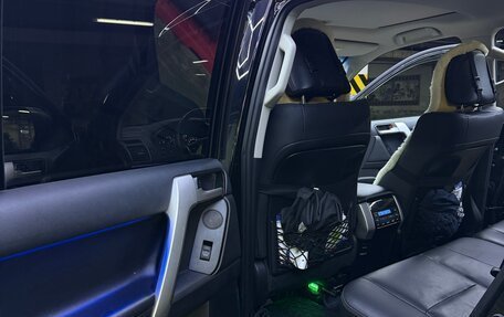Toyota Land Cruiser Prado 150 рестайлинг 2, 2021 год, 7 000 000 рублей, 9 фотография