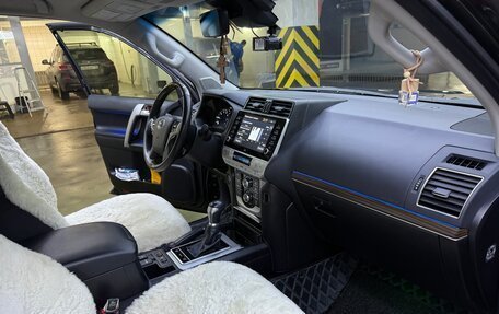 Toyota Land Cruiser Prado 150 рестайлинг 2, 2021 год, 7 000 000 рублей, 20 фотография