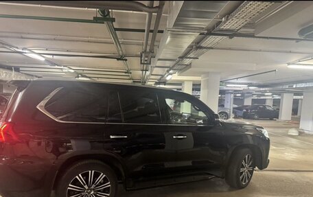 Lexus LX III, 2018 год, 8 990 000 рублей, 2 фотография
