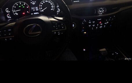 Lexus LX III, 2018 год, 8 990 000 рублей, 3 фотография