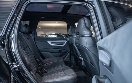 Audi Q7, 2026 год, 19 390 032 рублей, 21 фотография