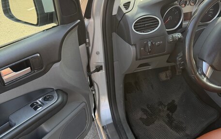 Ford Focus II рестайлинг, 2010 год, 500 000 рублей, 24 фотография
