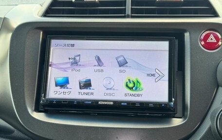 Honda Fit III, 2013 год, 692 000 рублей, 11 фотография