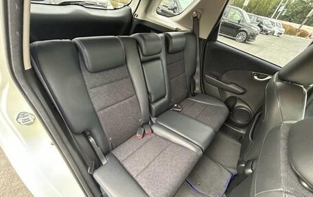 Honda Fit Shuttle I рестайлинг, 2014 год, 712 000 рублей, 18 фотография